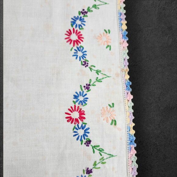 Vintage Hand Embroidered & Crochet Linen Runners Pair Floral & Red Trim 24" - Picture 3 of 12